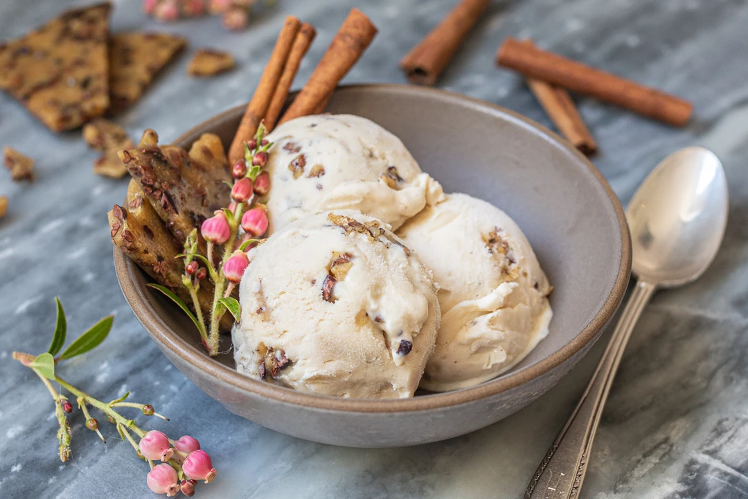Cinnamon Ice Cream: A Unique Fusion of Spice and Sweetness